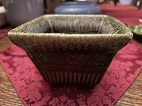 Vtg hull planter - vtg, pot